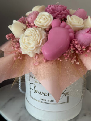 Baby girl feet print Candle Bouquet #soycandle